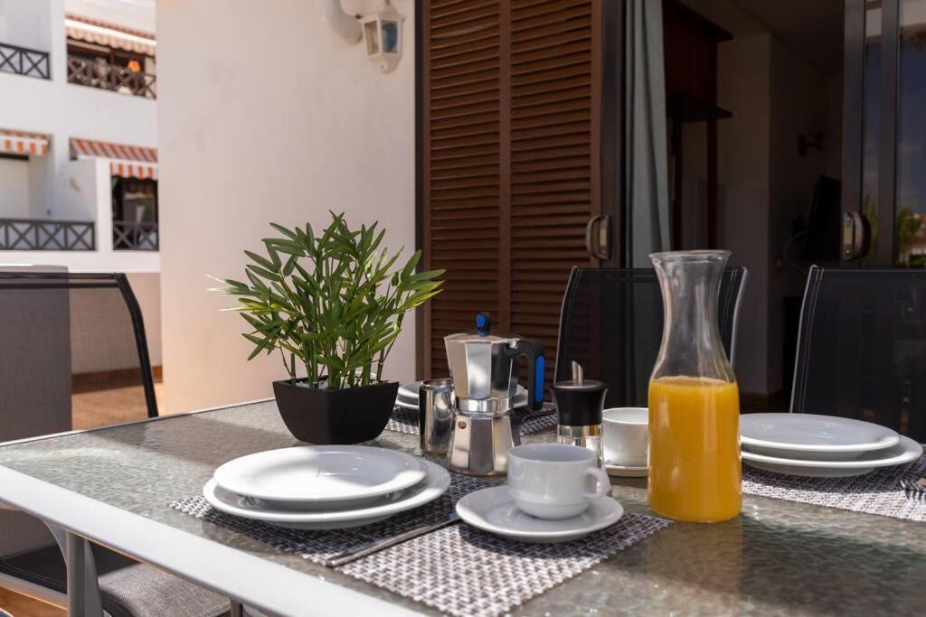 Apartamento Con 2 Terrazas En Los Cristianos ロスクリスティアーノス エクステリア 写真